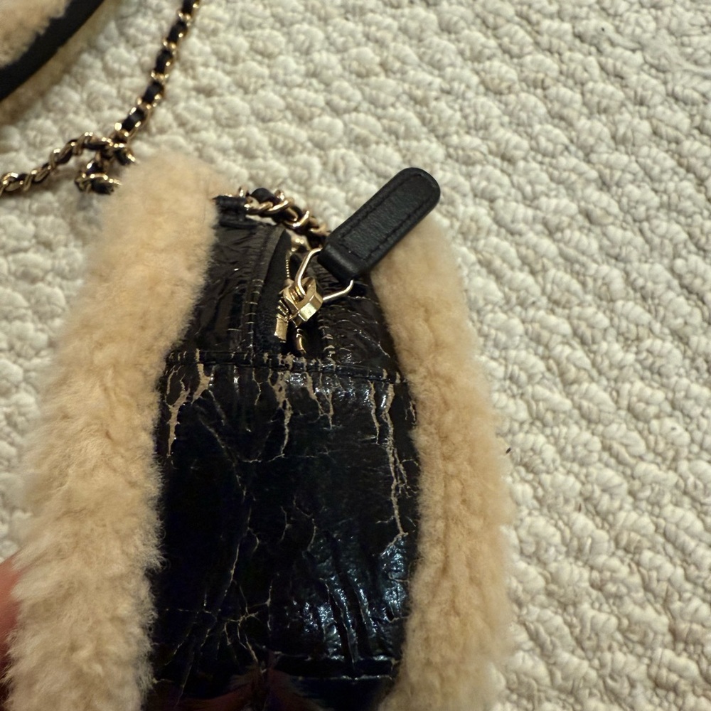 CHANEL Beige and Black Shearling Crossbody Bag - Picture 7 of 11